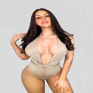 Slim Call Girl Service In Delhi